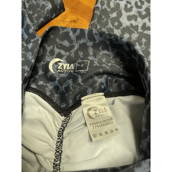 Zyia Active Stone Leopard Scrunch Butt Tight Leggings Size 0 High Rise Workout - Picture 4 of 8